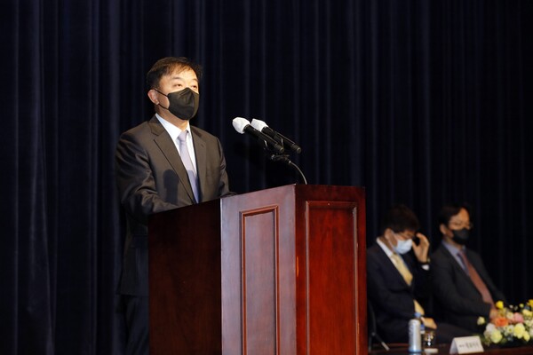 우장균 YTN 사장이 2일 열린 시무식에서 신년사를 하고 있다.(사진=YTN)