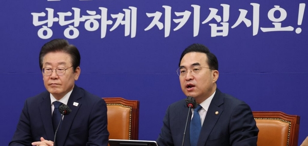 민주당 박홍근 원내대표가 최고위원회의에 참석해 발언하는 모습 (사진=연합뉴스)