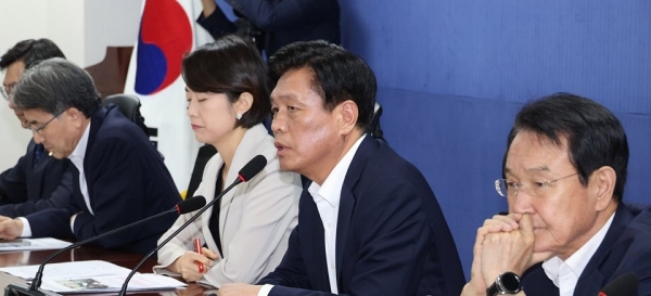 6월 27일 서울 여의도 국회 의원회관에서 열린 더불어민주당 과방위원 방송현안 간담회에서 조승래 과방위 민주당 간사가 발언하고 있다 (사진=연합뉴스)