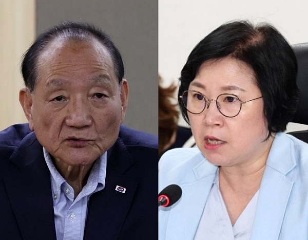 방송통신위원회 김효재 위원장 직무대행(왼쪽)과 김현 위원 (사진=연헙뉴스)