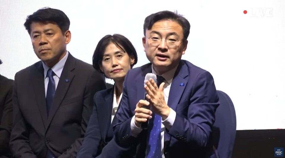 신장식 조국혁신당 당선자가 22일 열린 '총선승리보고대회'에서 발언을 하고 있다. (사진=전주MBC 유튜브 영상 갈무리)