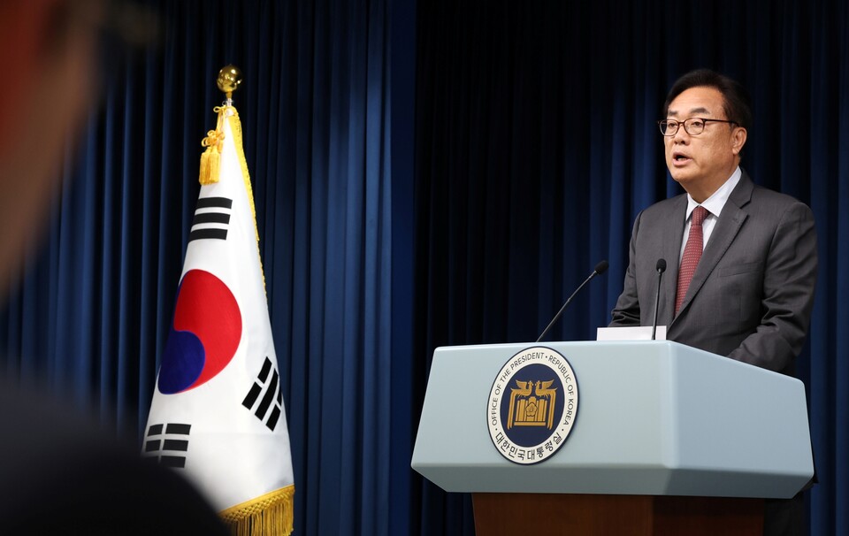 정진석 대통령 비서실장이 2일 서울 용산 대통령실 청사에서 야당 주도로 국회에서 통과된 '채 상병 특검법'에 대한 대통령실의 입장을 밝히고 있다 (사진=연합뉴스)