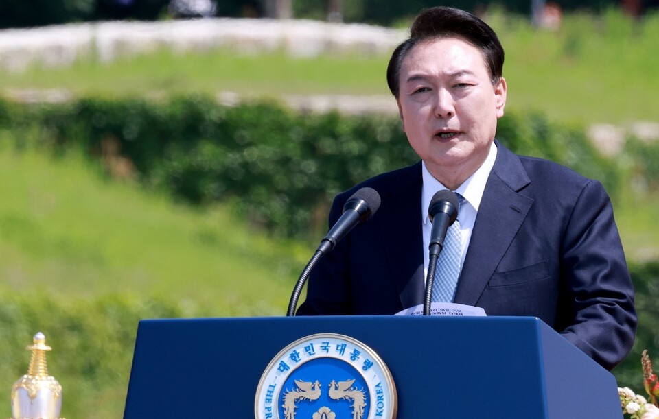 윤석열 대통령이 지난 19일 경기도 양주시 회암사지에서 열린 '회암사 사리 이운 기념 문화축제 및 삼대화상 다례재'에서 축사하고 있다 (사진=연합뉴스)