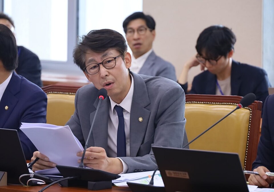 국회 과학기술정보방송통신위원회 소속 더불어민주당 이훈기 의원 (이훈기 의원실)