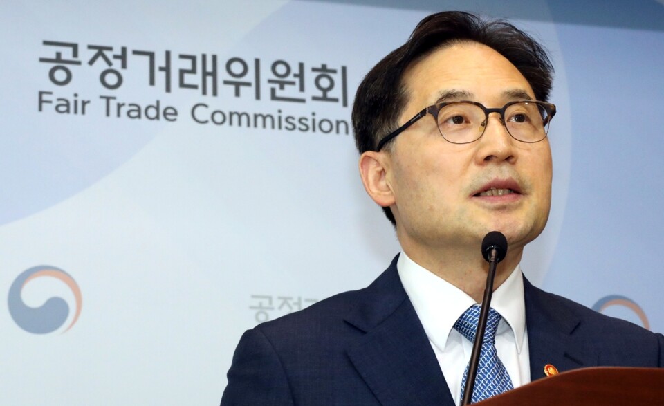 지난 9일 한기정 공정거래위원장이 정부세종청사 기자실에서 플랫폼 공정경쟁 촉진 및 티몬·위메프 사태 재발 방지를 위한 공정위의 입법 방향에 관해 설명하고 있다 (사진=연합뉴스)
