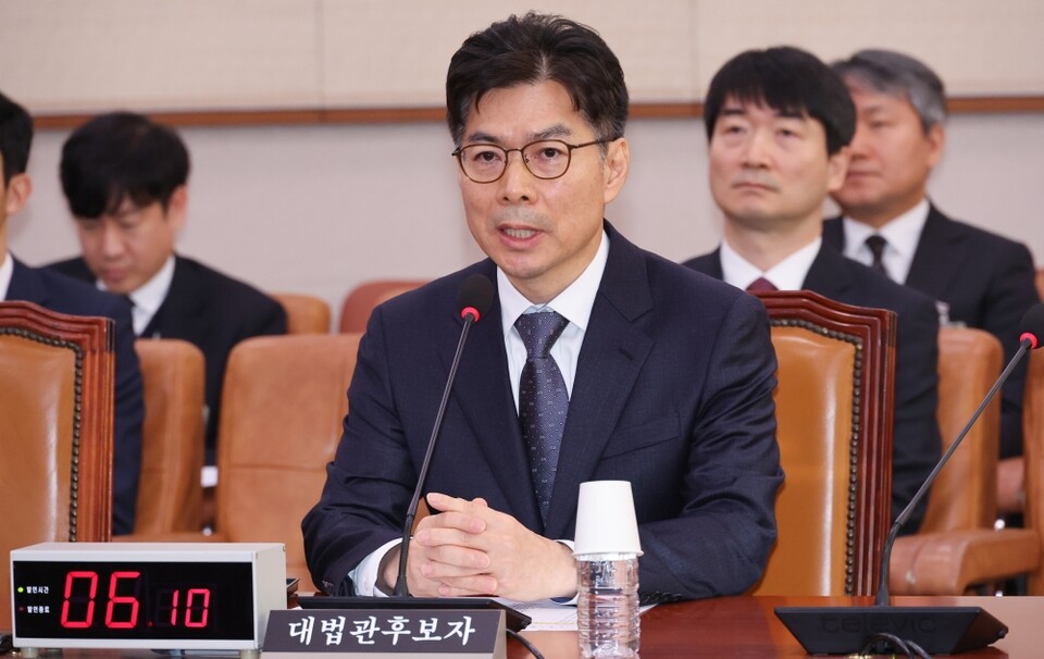 마용주 대법관 후보자가 26일 오전 서울 여의도 국회에서 열린 인사청문회에서 위원 질의에 답변하고 있다 (사진=연합뉴스)