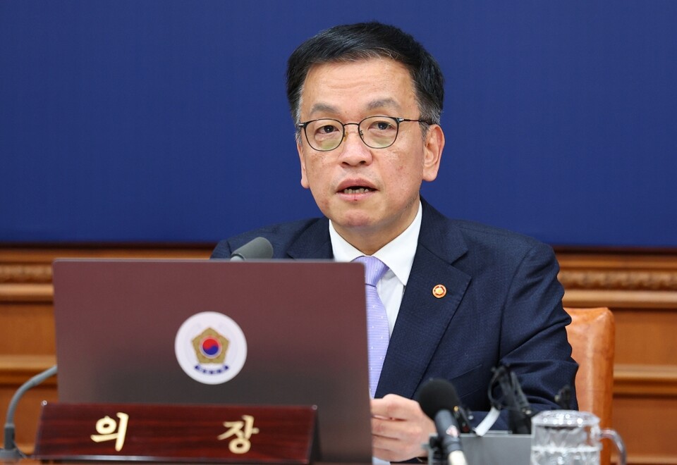 최상목 대통령 권한대행 부총리 겸 기획재정부 장관이 지난 7일 국무회의에서 발언하는 모습 (사진=연합뉴스)