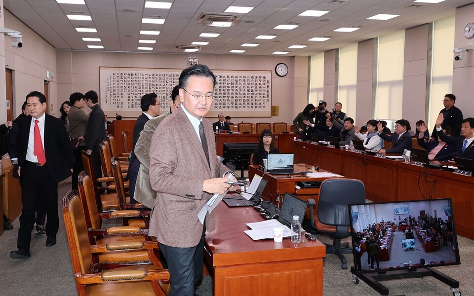 13일 서울 여의도 국회에서 열린 법제사법위원회 전체회의에서 국민의힘 의원들이 내란 특검법 표결에 보이콧하고 있다 (사진=연합뉴스)