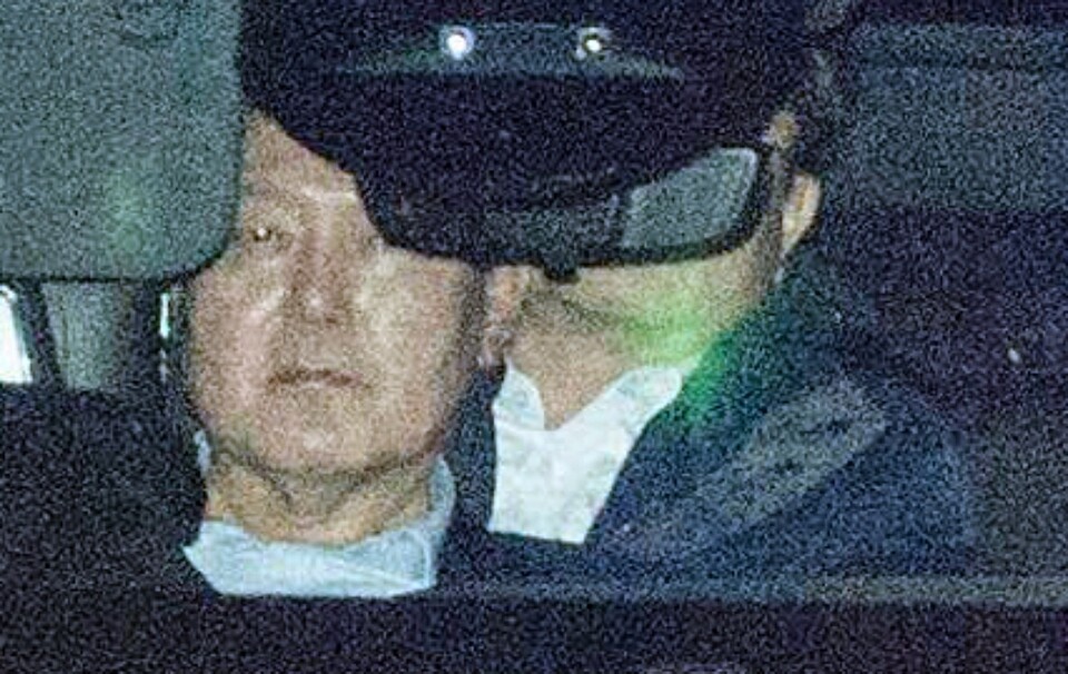 지난달 15일 내란 우두머리 혐의로 고위공직자범죄수사처에 체포돼 첫날 조사를 마친 윤석열 대통령이 서울구치소로 향하는 모습 (사진=연합뉴스)