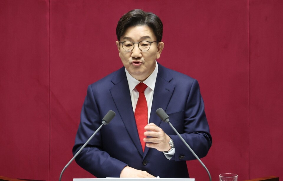 국민의힘 권성동 원내대표가 지난 11일 국회 본회의에서 교섭단체 대표 연설을 하고 있다 (사진=연합뉴스)