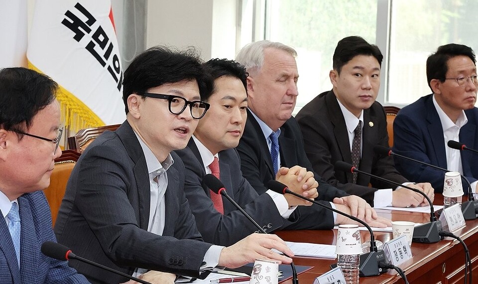 지난해 9월 5일 한동훈 당시 국민의힘 대표가 최고위원회에서 발언하는 모습. 이날 회의에서 한동훈 대표는 연금개혁과 관련해 모수개혁부터 논의를 완료해야 한다는 입장을 밝혔다 (사진=연합뉴스)