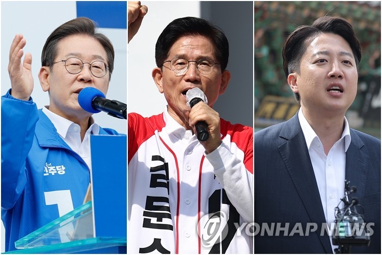 14일 창원에서 지지 호소하는 이재명 후보(왼쪽부터), 진주광미사거리에서 유세하는 김문수 후보, 부산 범어사 안양암 방문 뒤 취재진 질문에 답하는 이준석 후보 (창원·진주·부산=연합뉴스)