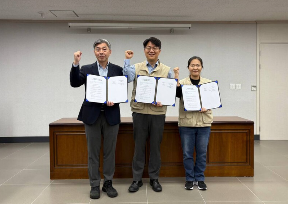​16일 열린 언론노조 방송작가지부와 여수MBC의 단체협약식(사진=언론노조)