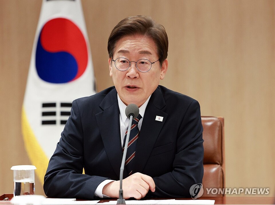 이재명 대통령이 지난 9일 서울 용산 대통령실 청사에서 열린 비상경제점검 2차 태스크포스(TF) 회의에서 발언하고 있다.(연합뉴스)