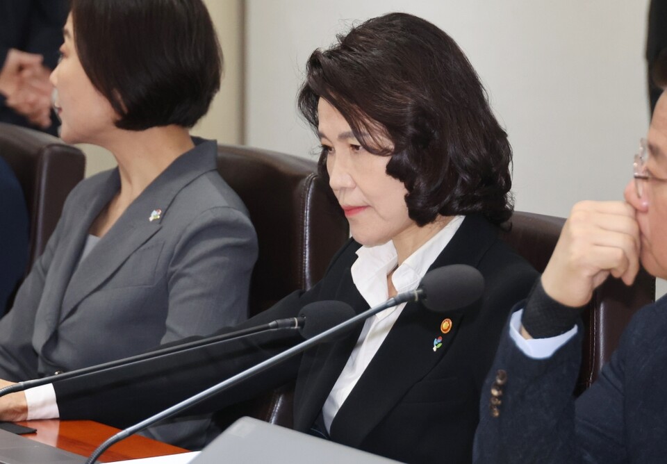 이진숙 방송통신위원장이 지난 10일 서울 용산 대통령실에서 열린 국무회의에 참석하고 있다 (사진=연합뉴스)