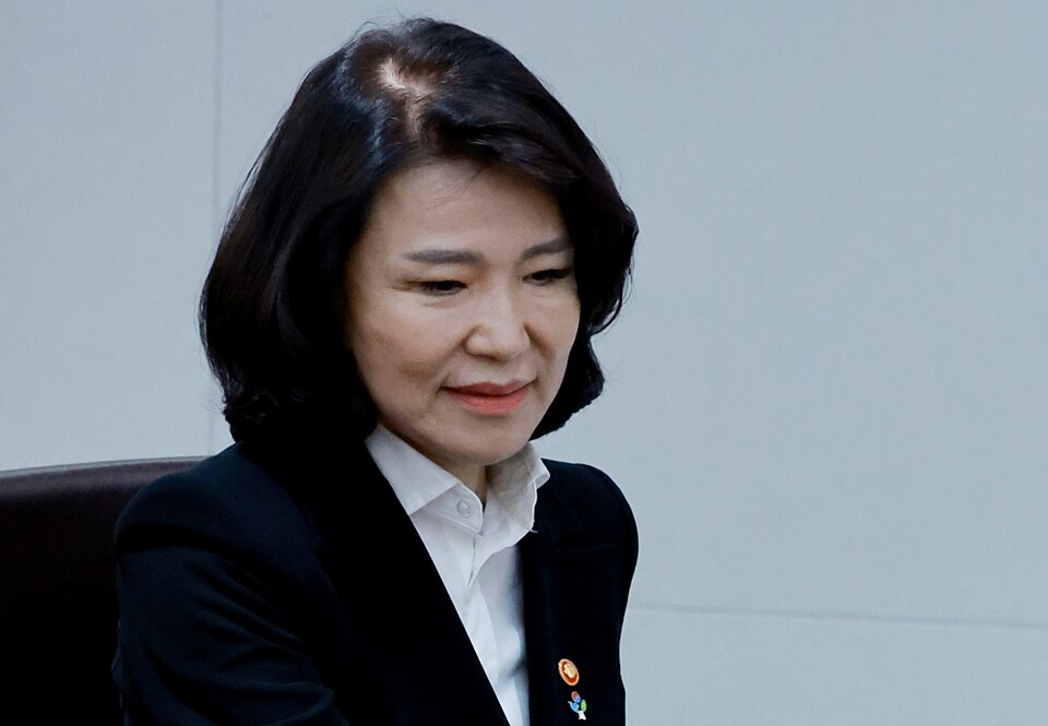 이진숙 방송통신위원장이 지난 24일 서울 용산 대통령실 청사에서 열린 국무회의에 참석하고 있다 (사진=연합뉴스)