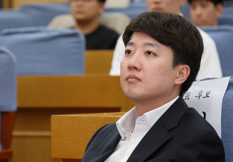 13일 서울 여의도 국회 의원회관에서 열린 개혁신당 최고위원 후보자 1차 토론회에 이준석 의원이 참석해 있다 (사진=연합뉴스)