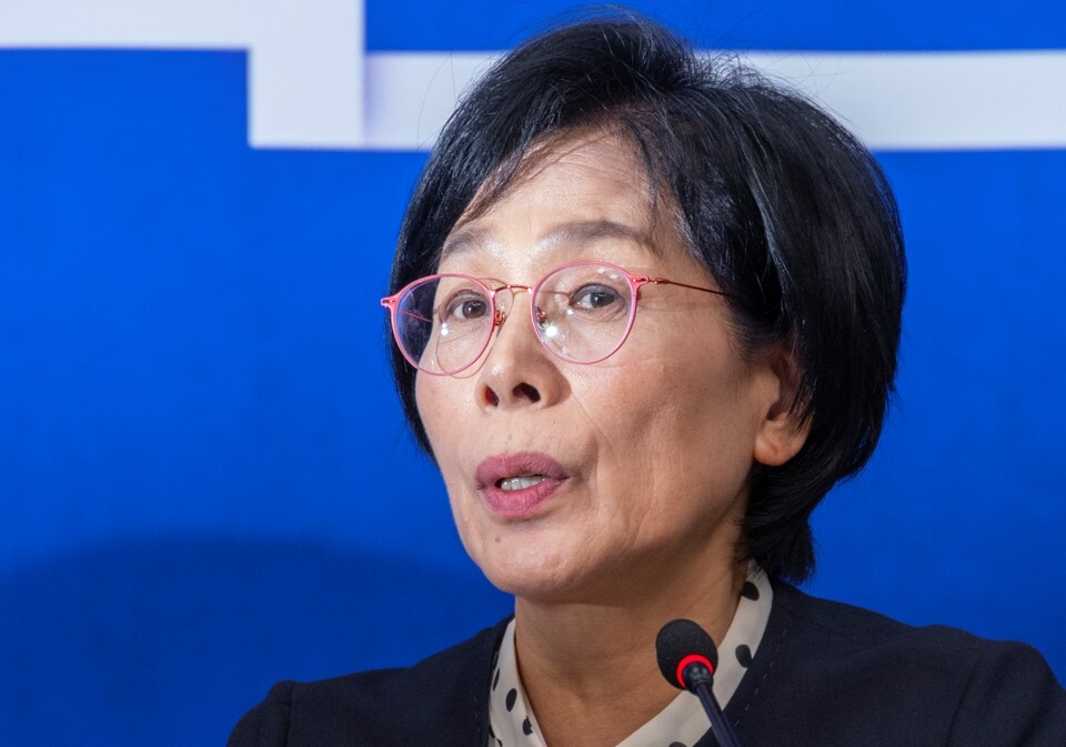 최민희 더불어민주당 언론개혁특별위원장이 지난 20일 국회 언론개혁특위 허위 조작정보 근절안을 발표하고 있다 (사진=연합뉴스)