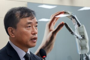 김현 "방미통위, 빠띠 부당제재 공무원 조치 안하고 뭐하나" - 뉴스 썸네일 이미지